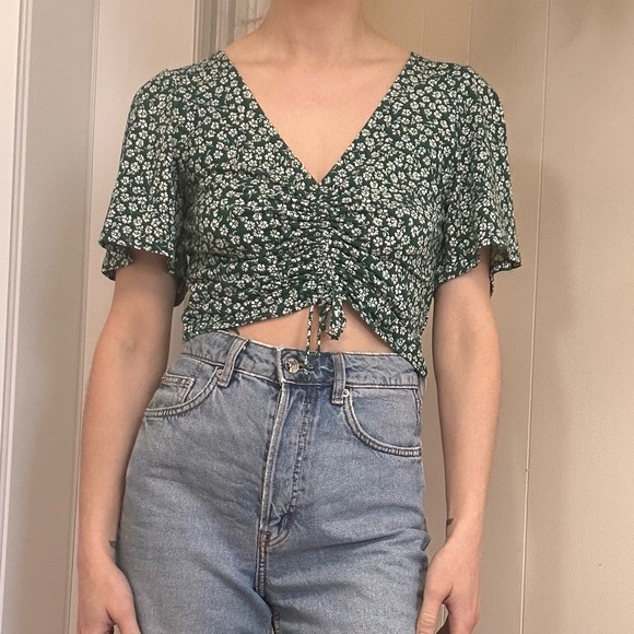 H&M Tops - H&M Dark Green Floral Drawstring Top